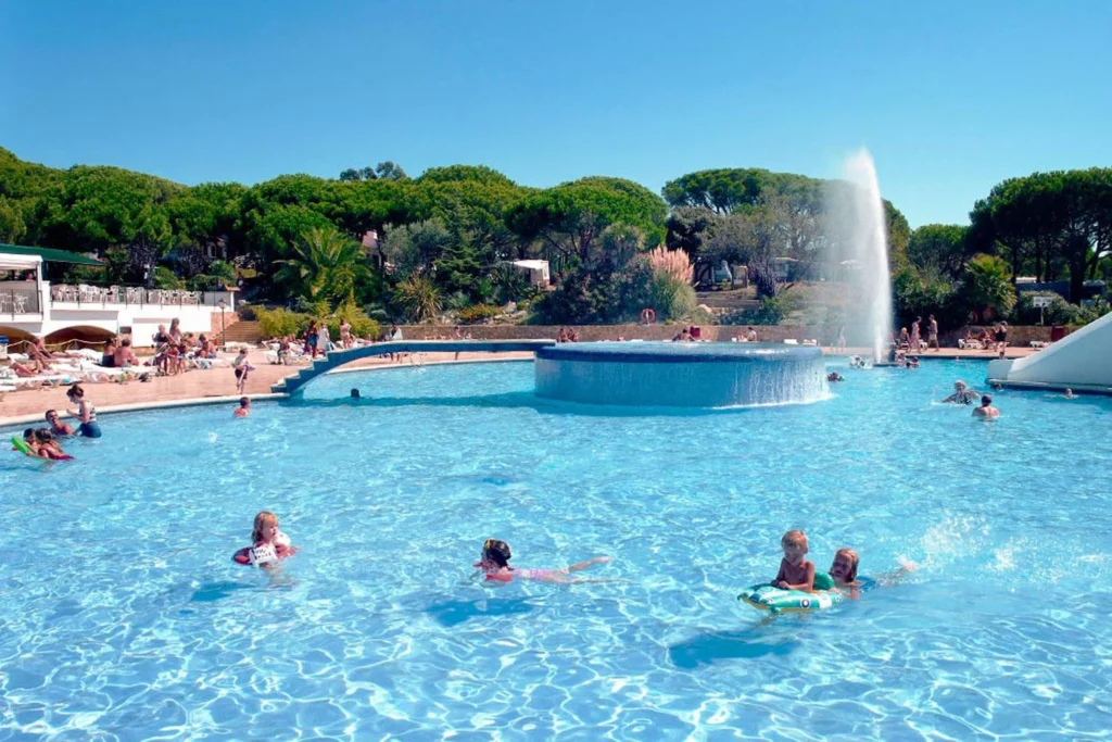 Camping Calella de Palafrugell groot zwembad